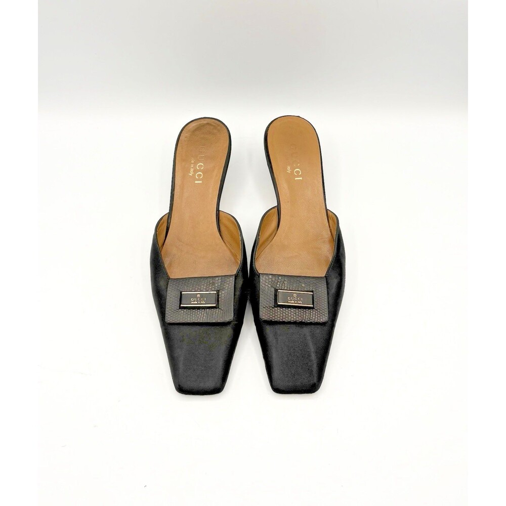 Gucci Black Satin Square Toe Kitten Heels w/ Logo Plate Vintage Y2K Size US 8